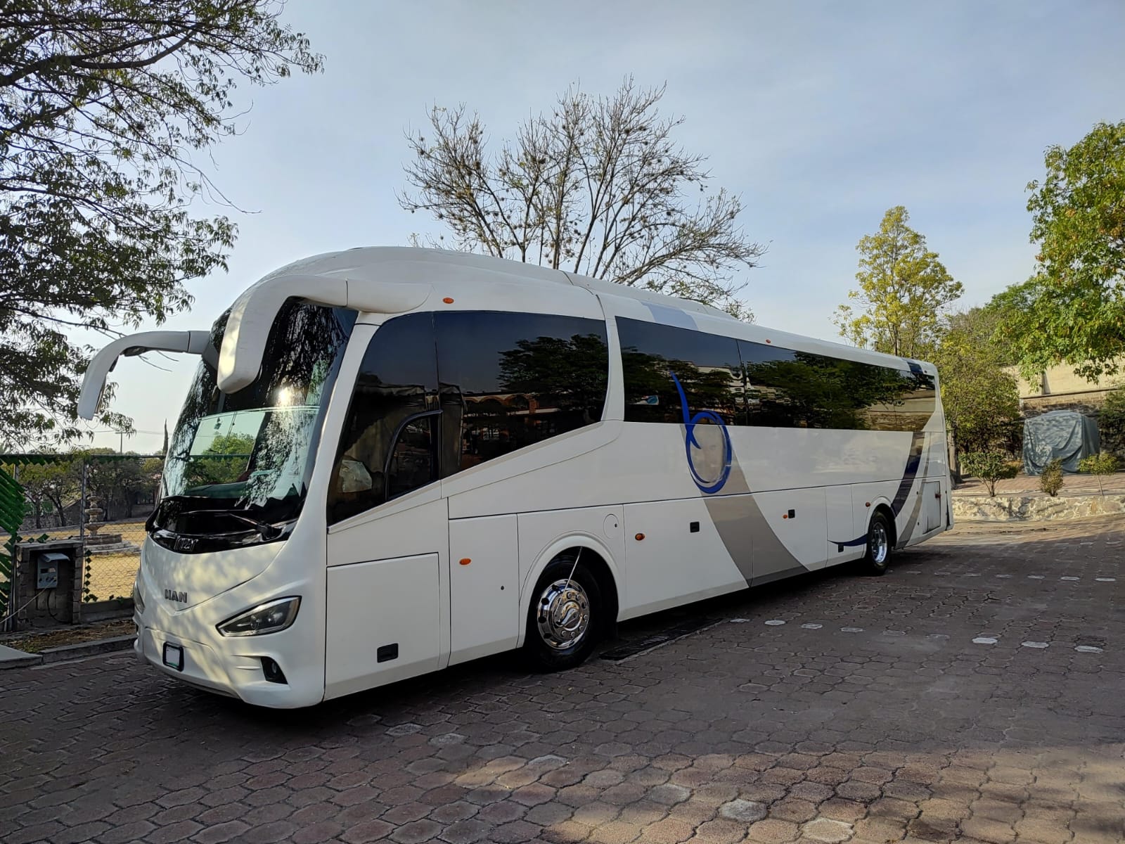 Autobus